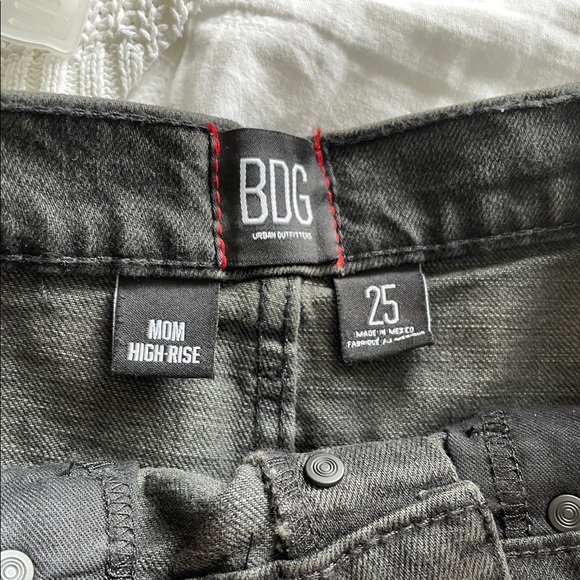 Urban Outfitters mom shorts - Picture 4 of 4